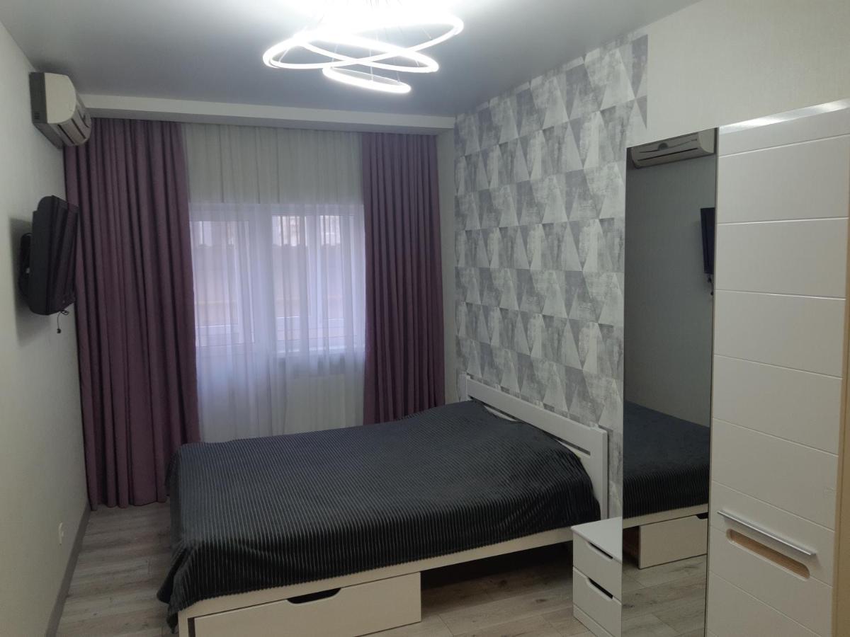 Apartmens on st. Fesenkovskaya 15 Leilighet Kharkiv Eksteriør bilde